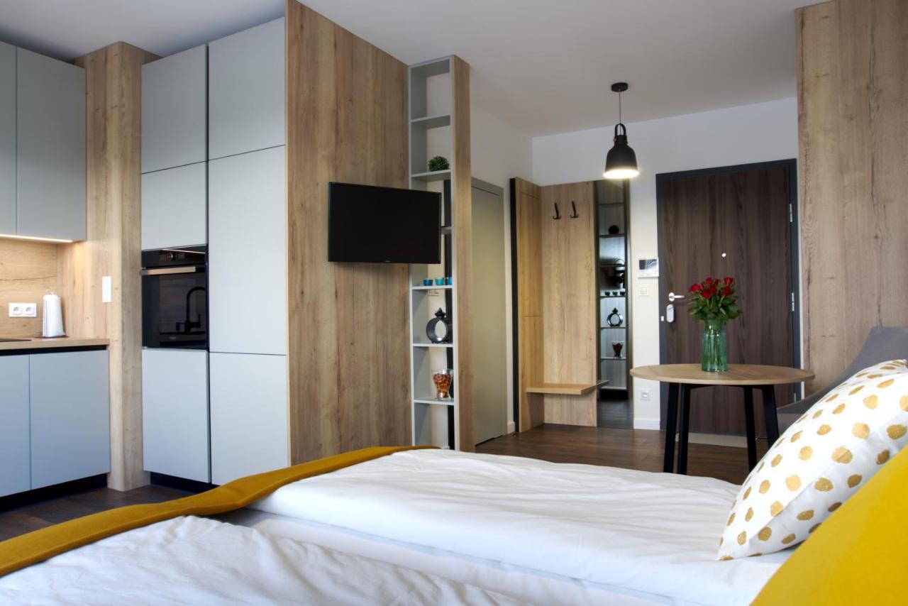 Essence Apartments Topaz Poznan Exterior photo