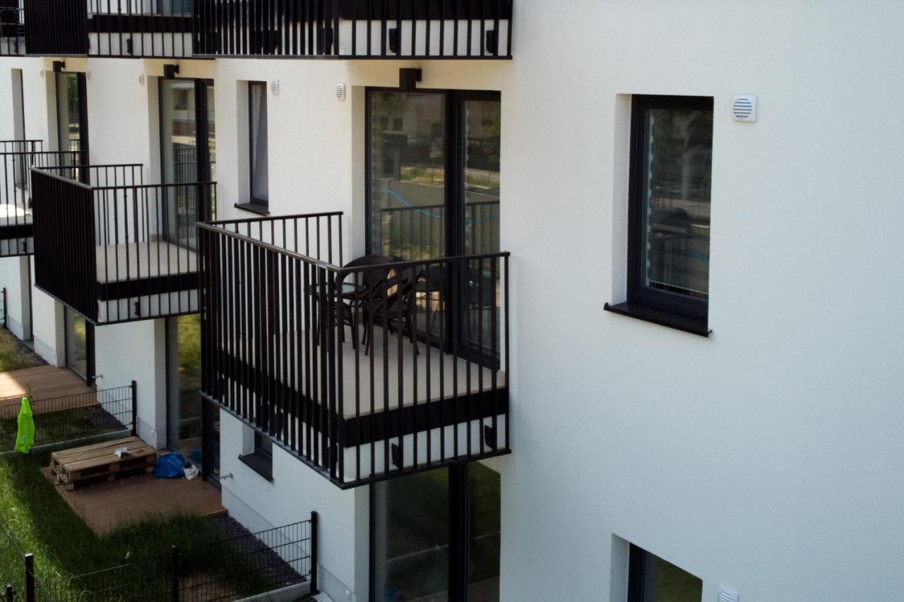 Essence Apartments Topaz Poznan Exterior photo